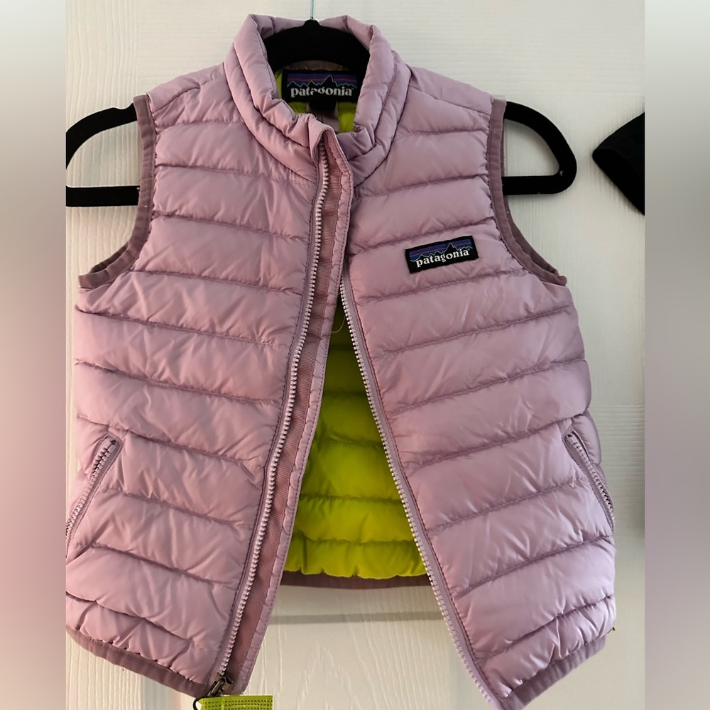 Patagonia down vest, 2t